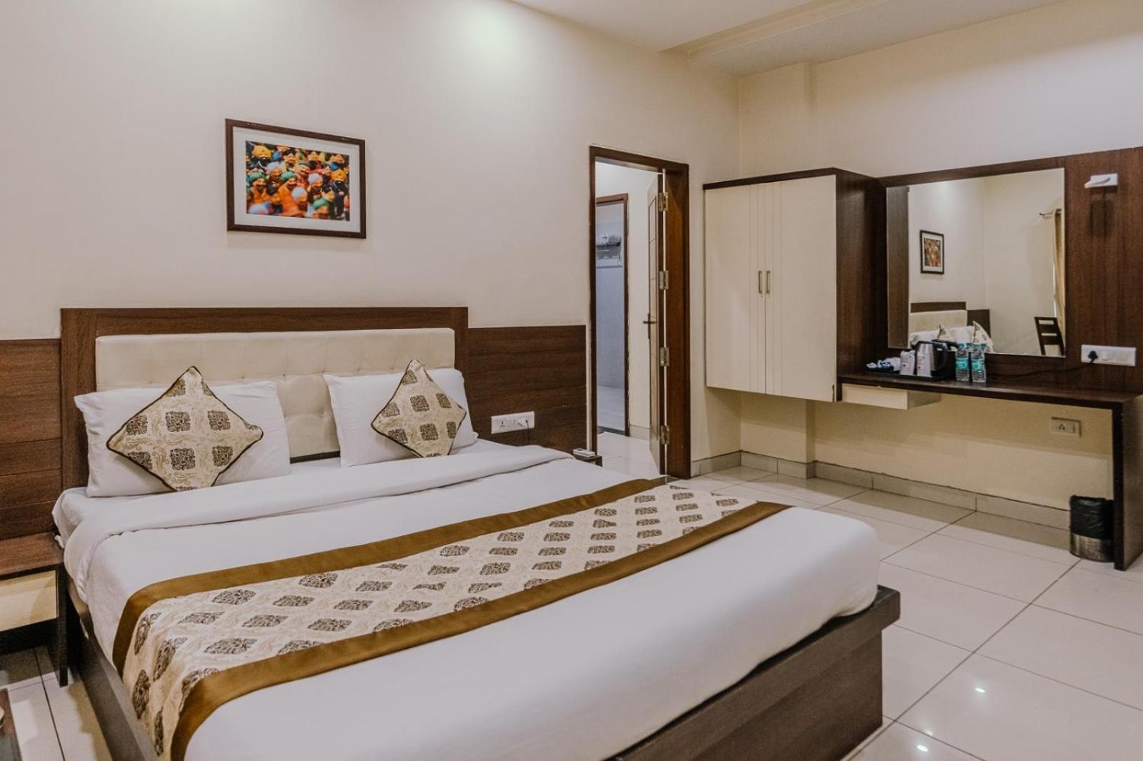 Hotel Fortune Plaza Ajmer Exterior photo